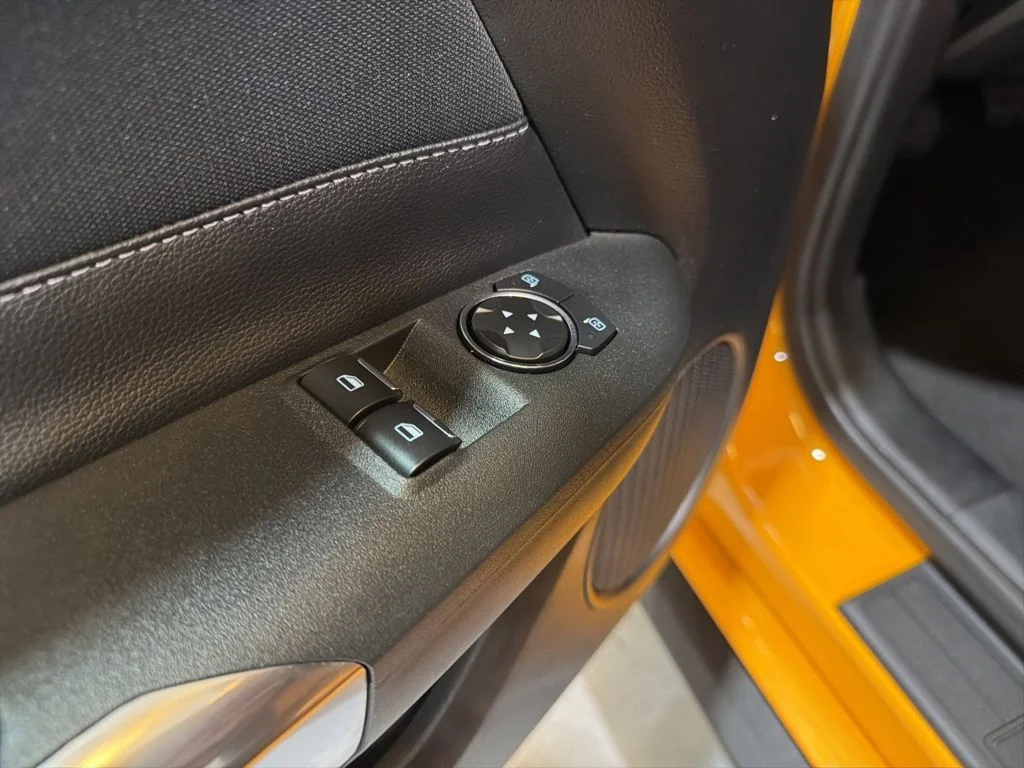 Used 2022 Orange Ford GT image 29