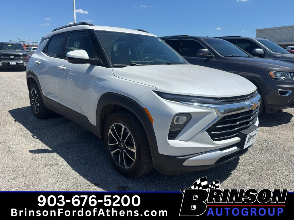 Used 2024 Iridescent Pearl Tricoat Chevrolet LT image 2