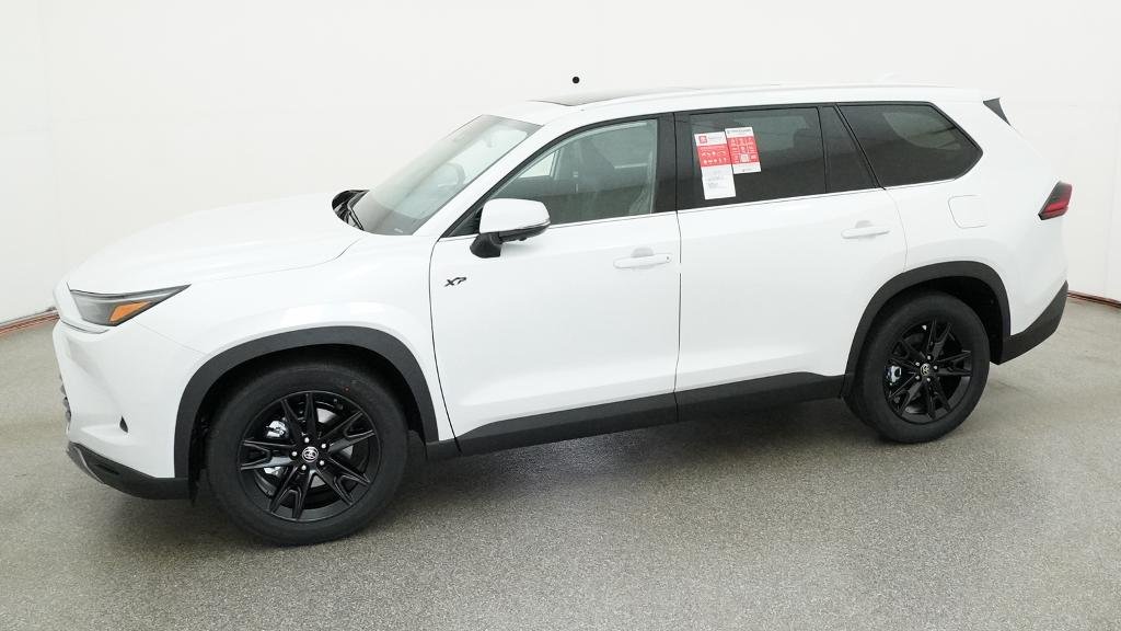 Certified Used 2026 WIND CHILL PEARL Toyota  image 35