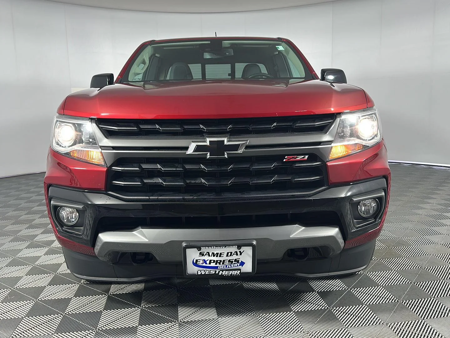 Used 2021 Cherry Red Tintcoat Chevrolet 4WD Z71 image 2