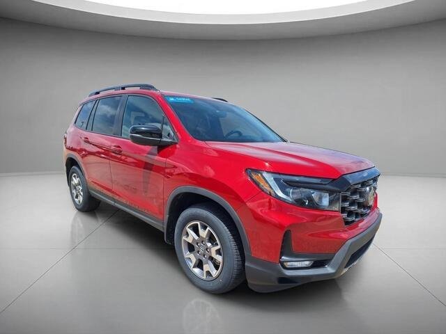 Used 2023 Radiant Red Metallic II Honda TrailSport image 7