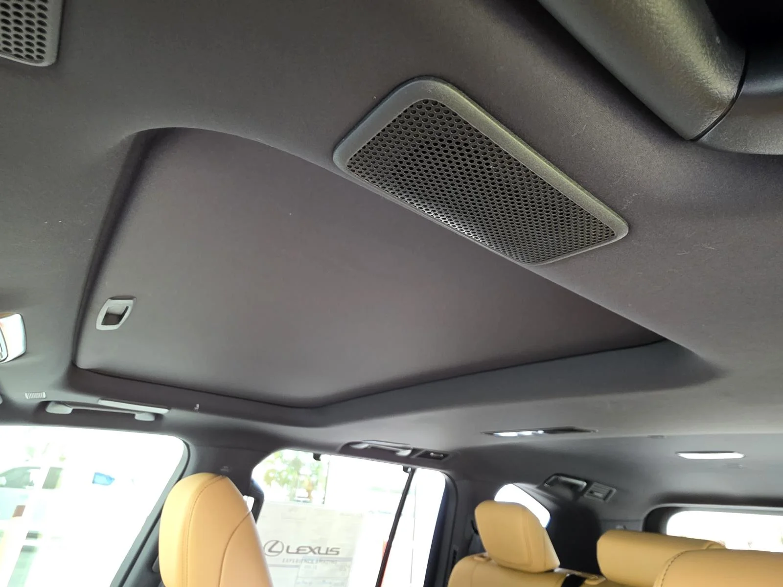 2026 Lexus LX 700h Luxury - Photo 7