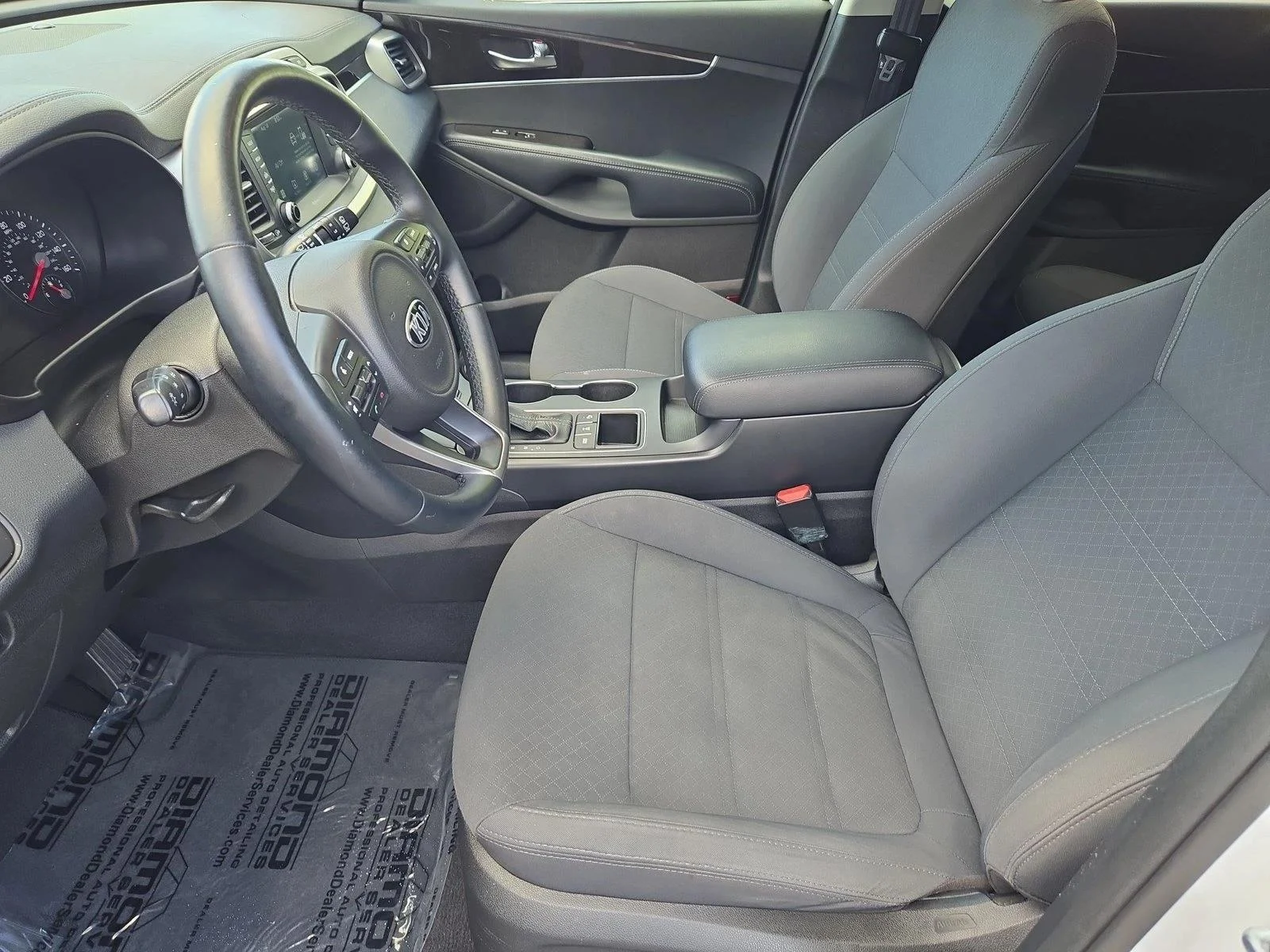 Used 2017 Snow White Pearl Kia LX image 15