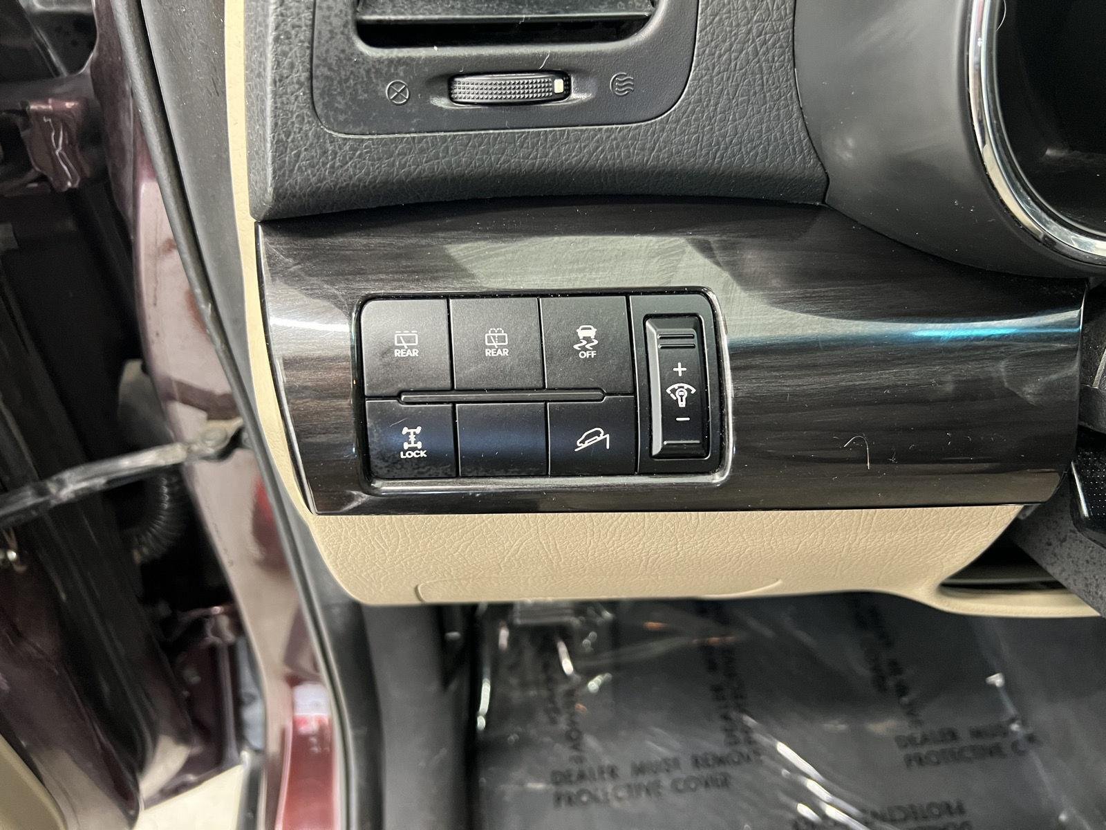 2011 Kia Sorento LX - Photo 14