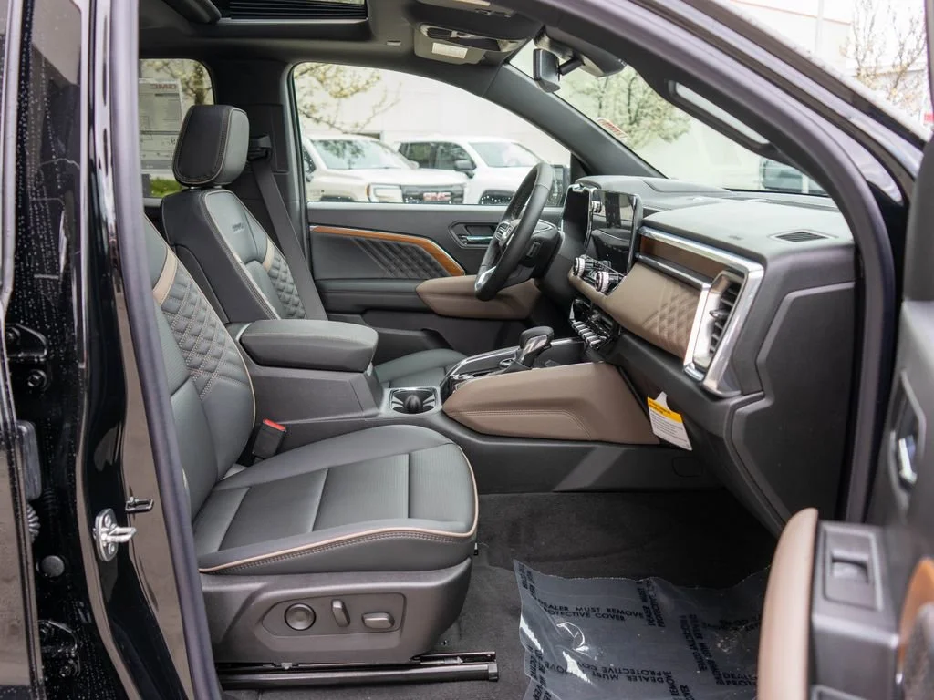 2026 GMC Canyon Denali - Photo 10
