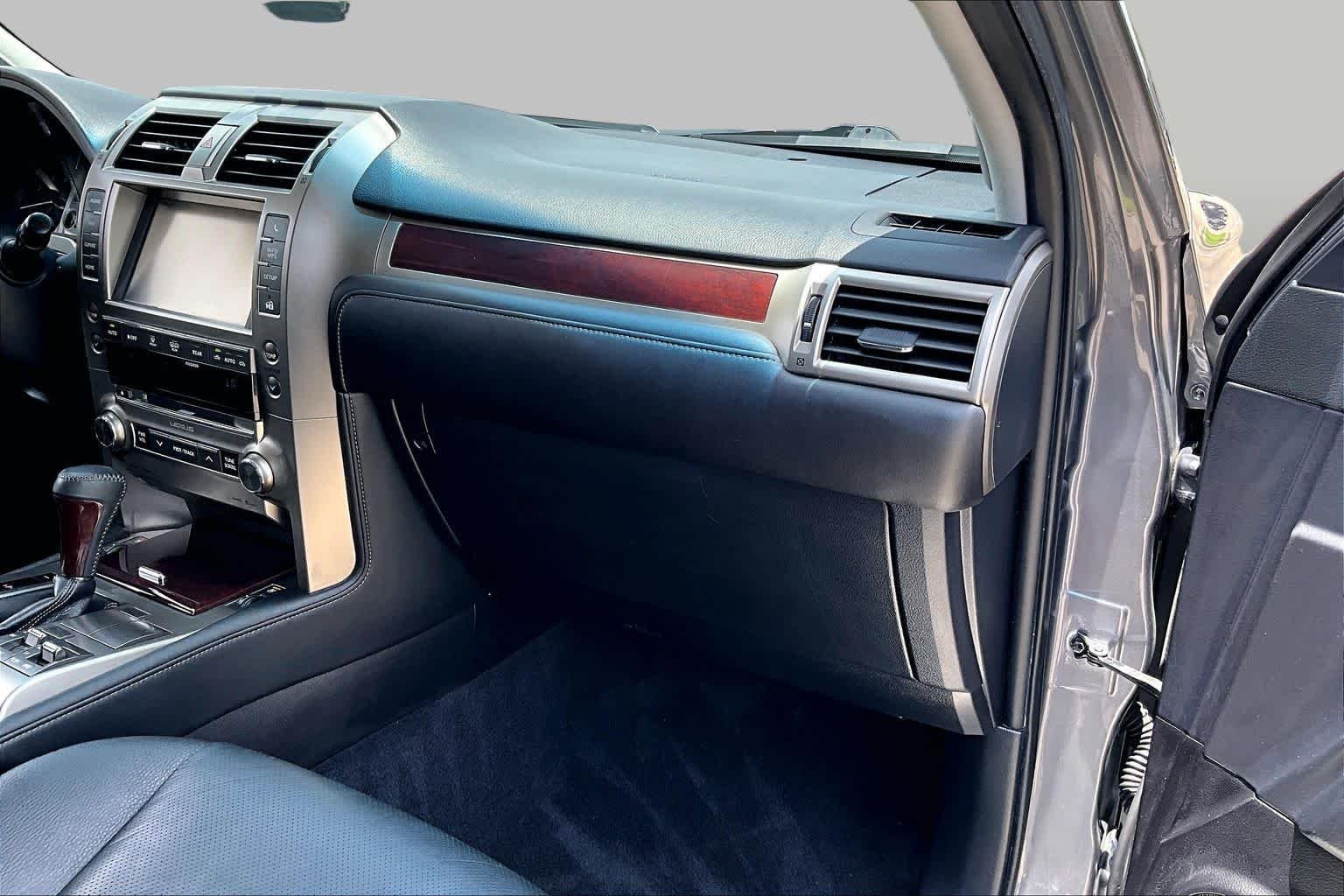 Used 2015 Nebula Gray Pearl Lexus  image 16