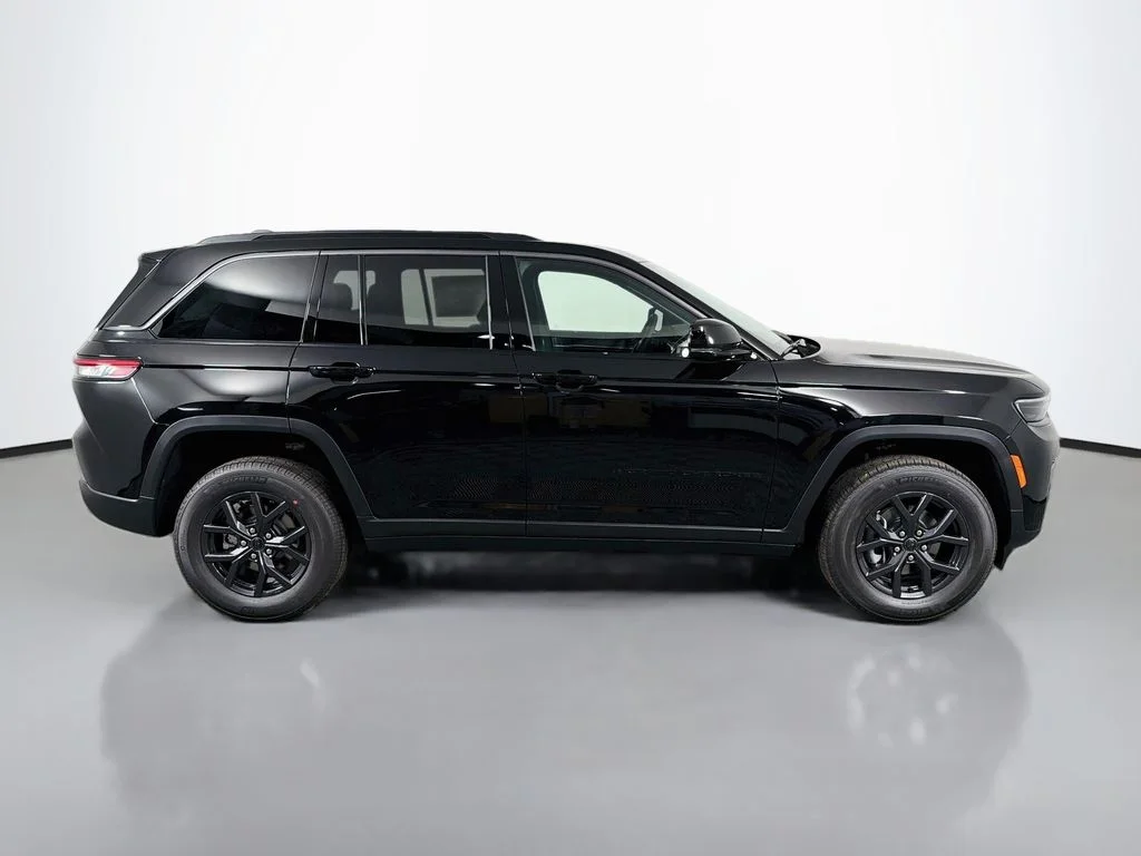 New 2027 Black Jeep Altitude image 8