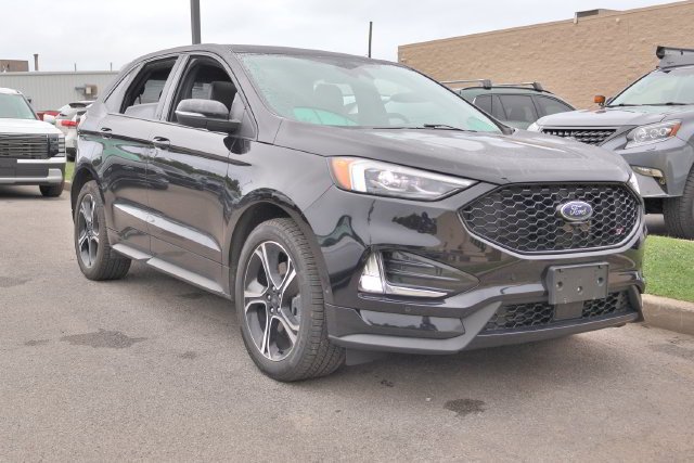 Used 2022 Agate Black Metallic Ford ST image 7