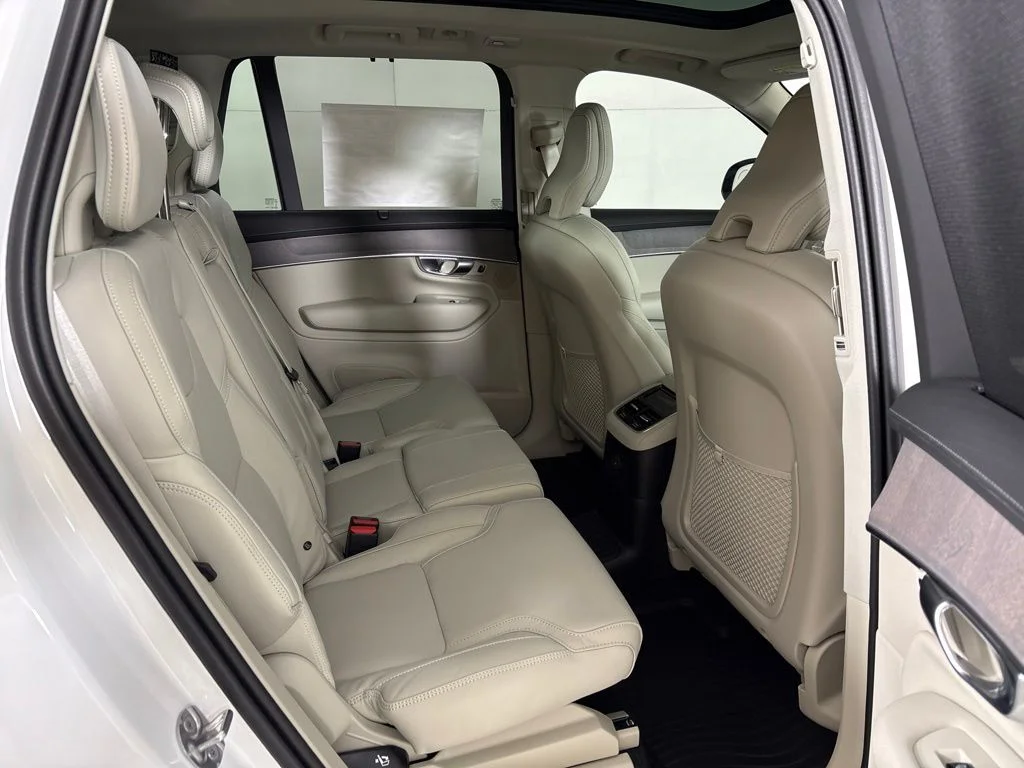 New 2026 Crystal White Volvo Ultra image 21