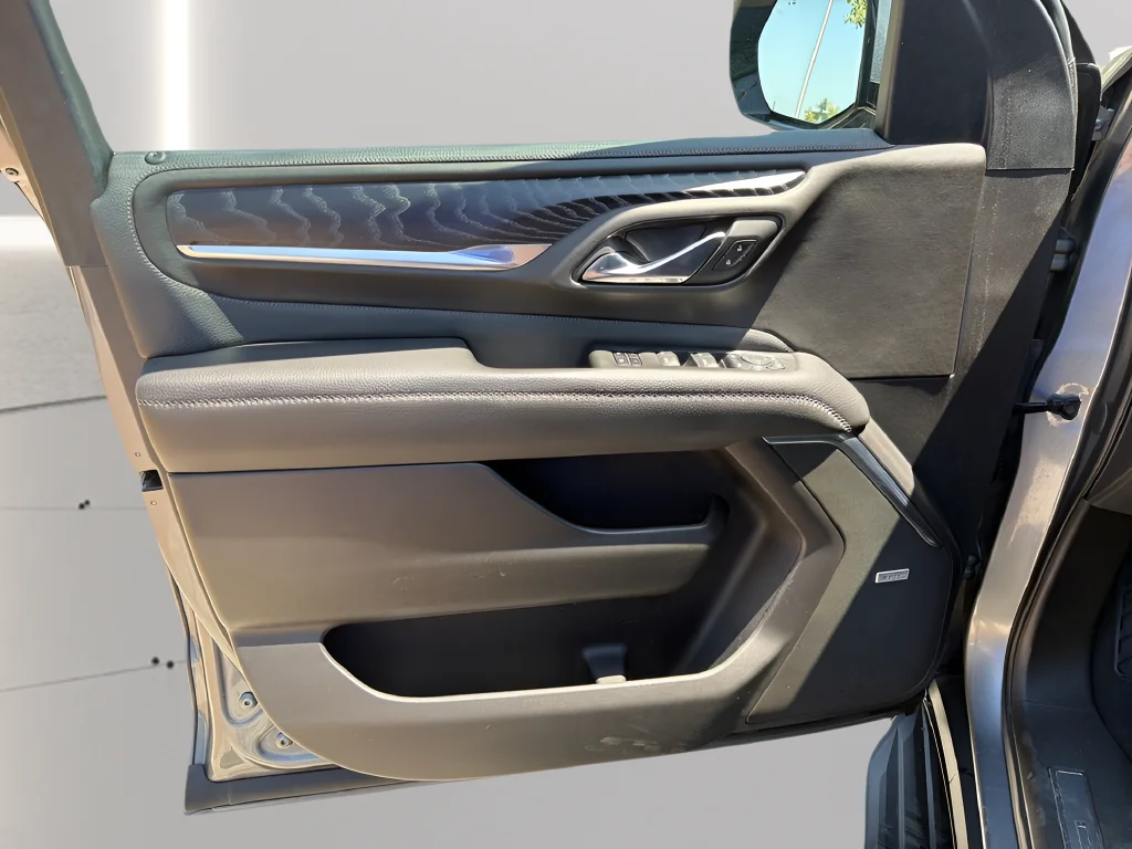 Used 2021 Gray GMC Denali image 17