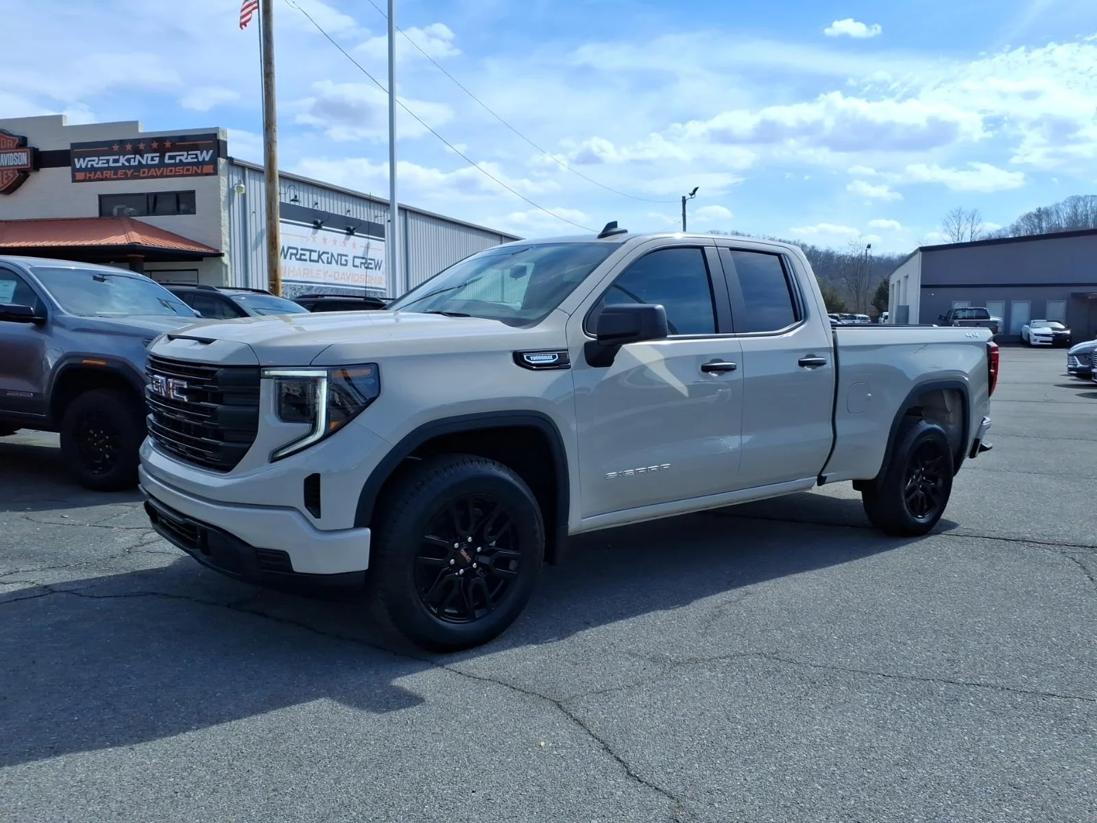 2026 GMC Sierra 4WD Double Cab Standard Box Pro's photo