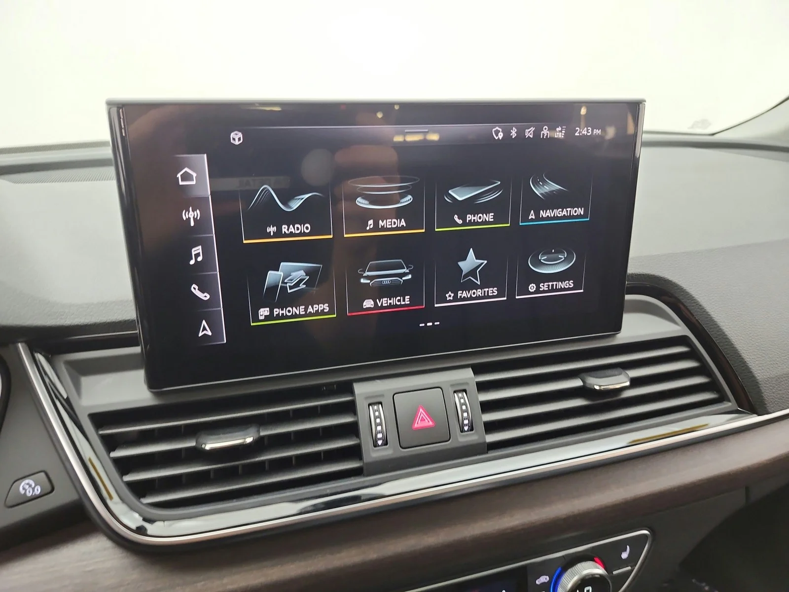 Used 2022 Mythos Black Metallic Audi S line Premium image 10