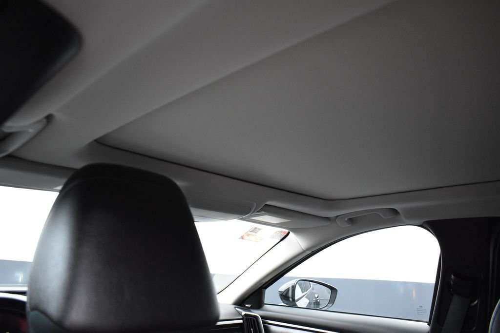 Certified Used 2025 Gray Mazda Premium image 18