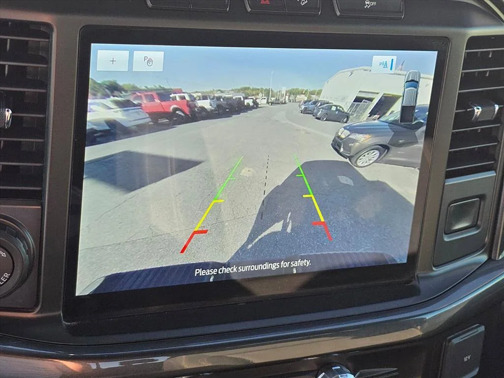 Used 2021  Ford XLT image 5