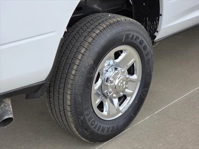New 2026 Bright White Clear-Coat Exterior Paint RAM Tradesman image 5