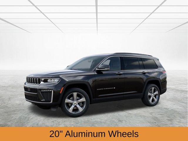 New 2026 Diamond Black Crystal Pearl-Coat Exterior Paint Jeep Limited image 3