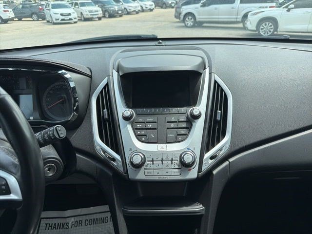 Used 2017 White Frost Tricoat GMC SLT image 23