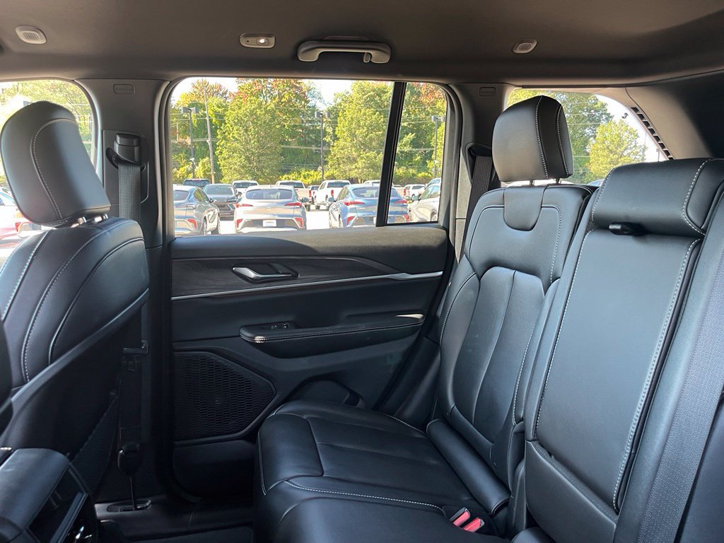 Used 2024 Gray Metallic Jeep Limited image 20