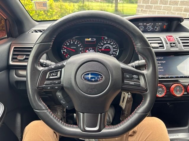Used 2018 Dark Gray Metallic Subaru Base image 17