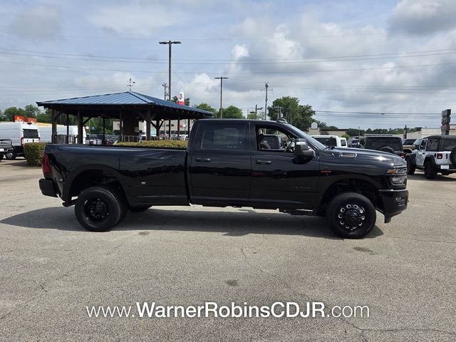 New 2026 Diamond Black Crystal Pearl-Coat Exterior Paint RAM Big Horn image 15