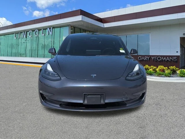 Used 2021 Silver Metallic Tesla Standard Range Plus image 9