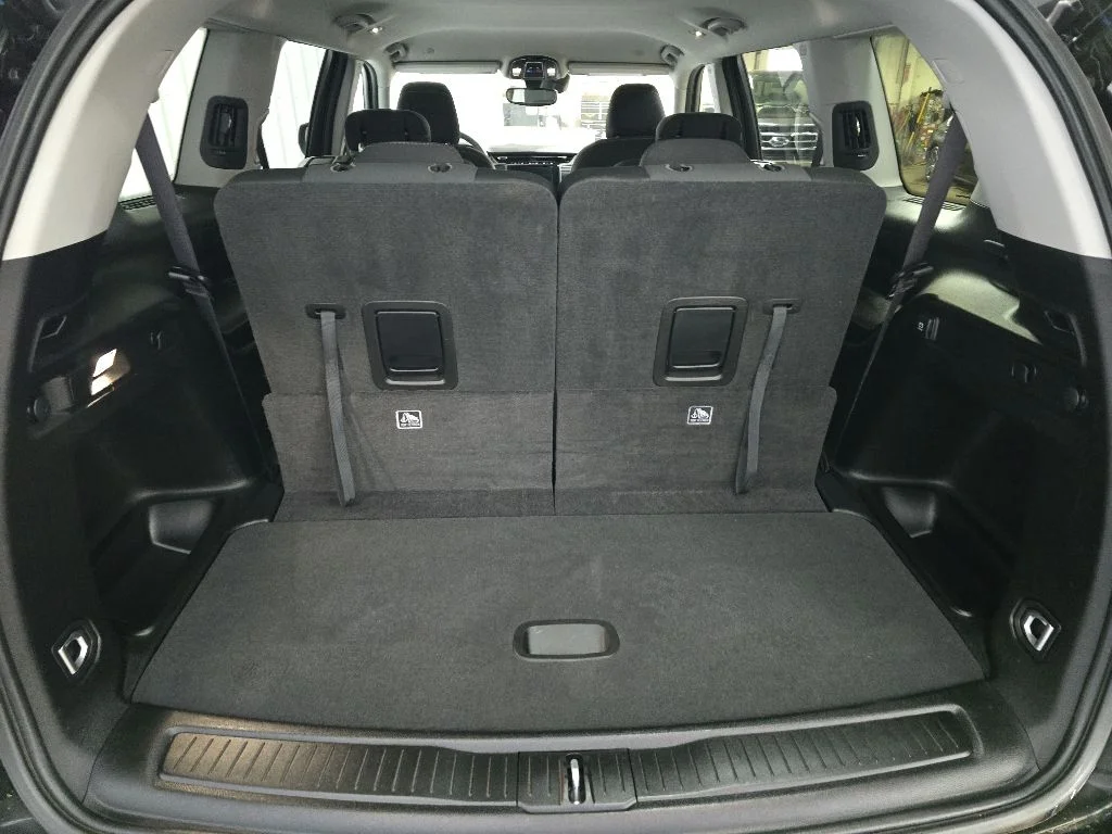 Used 2024 Black Jeep Laredo image 11