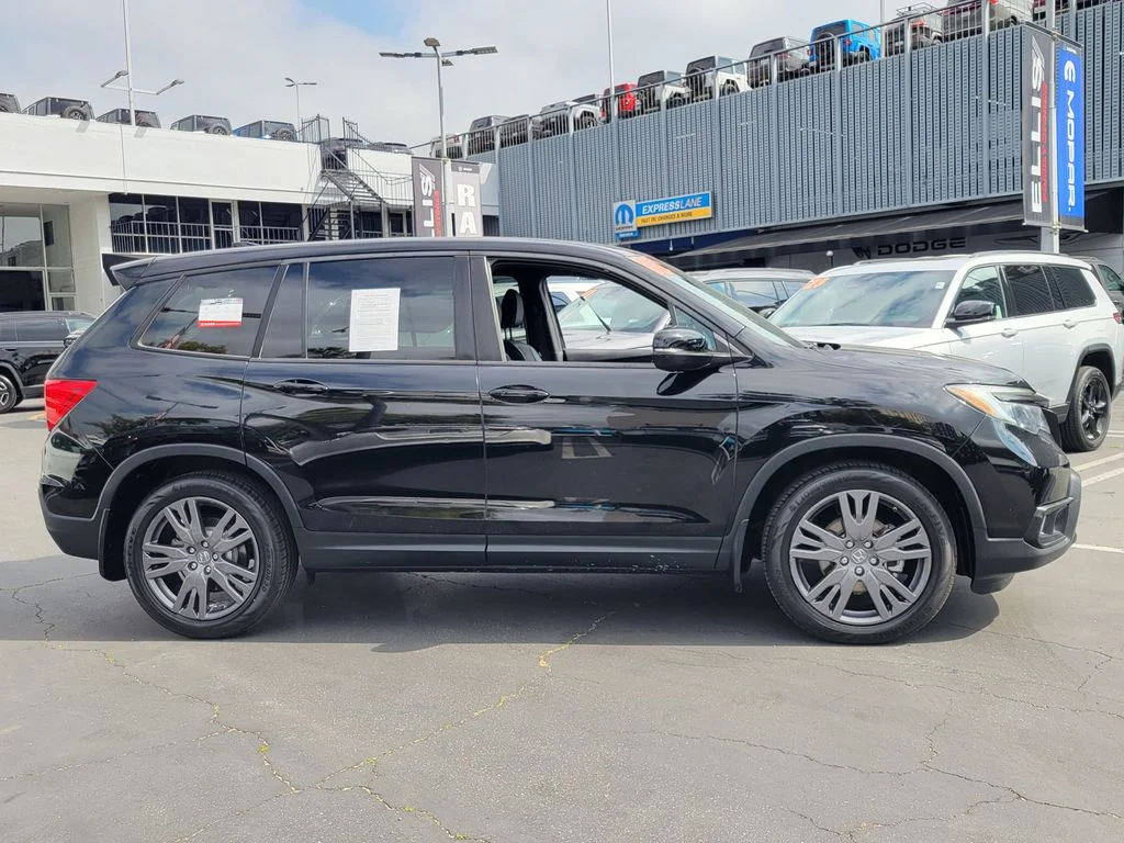 Used 2020  Honda EX-L image 30