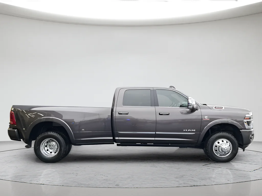 2026 RAM 3500 Limited - Photo 6