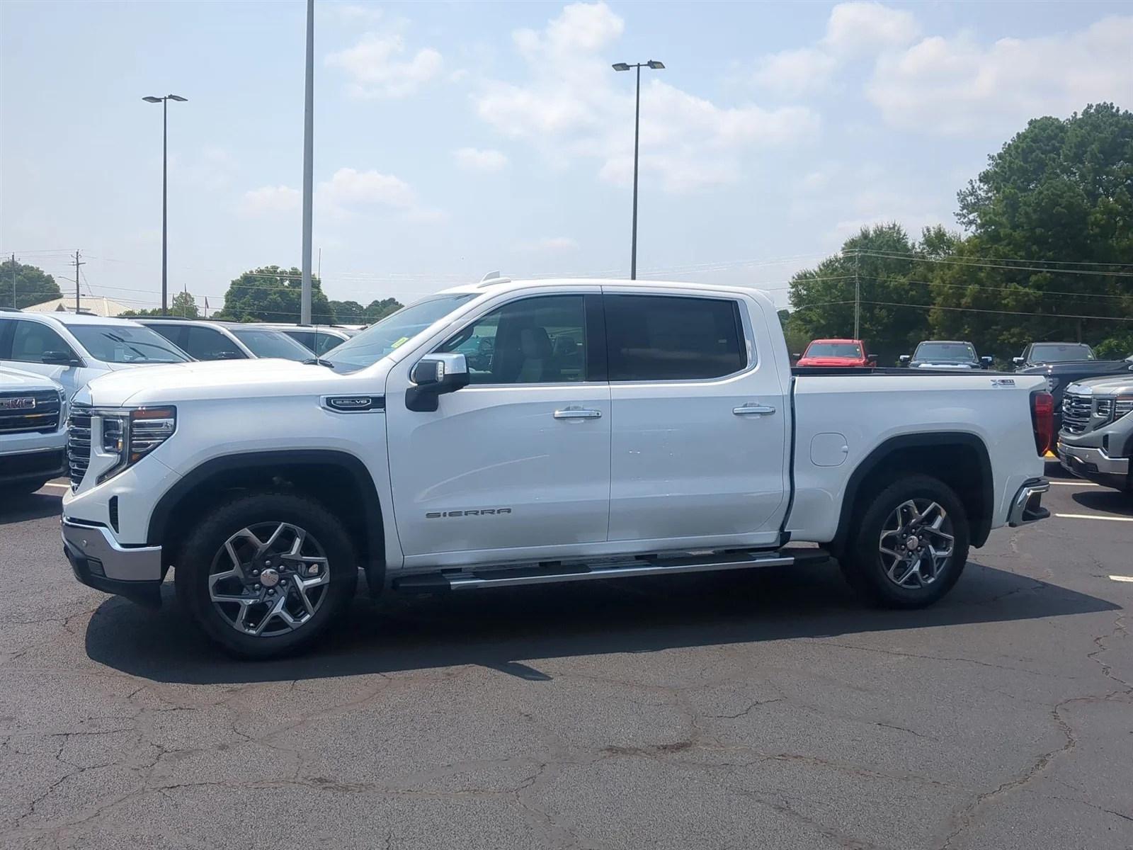 New 2026 Summit White GMC SLT image 29