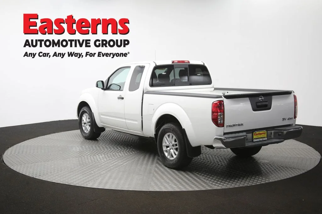 Used 2021 White Nissan SV image 63