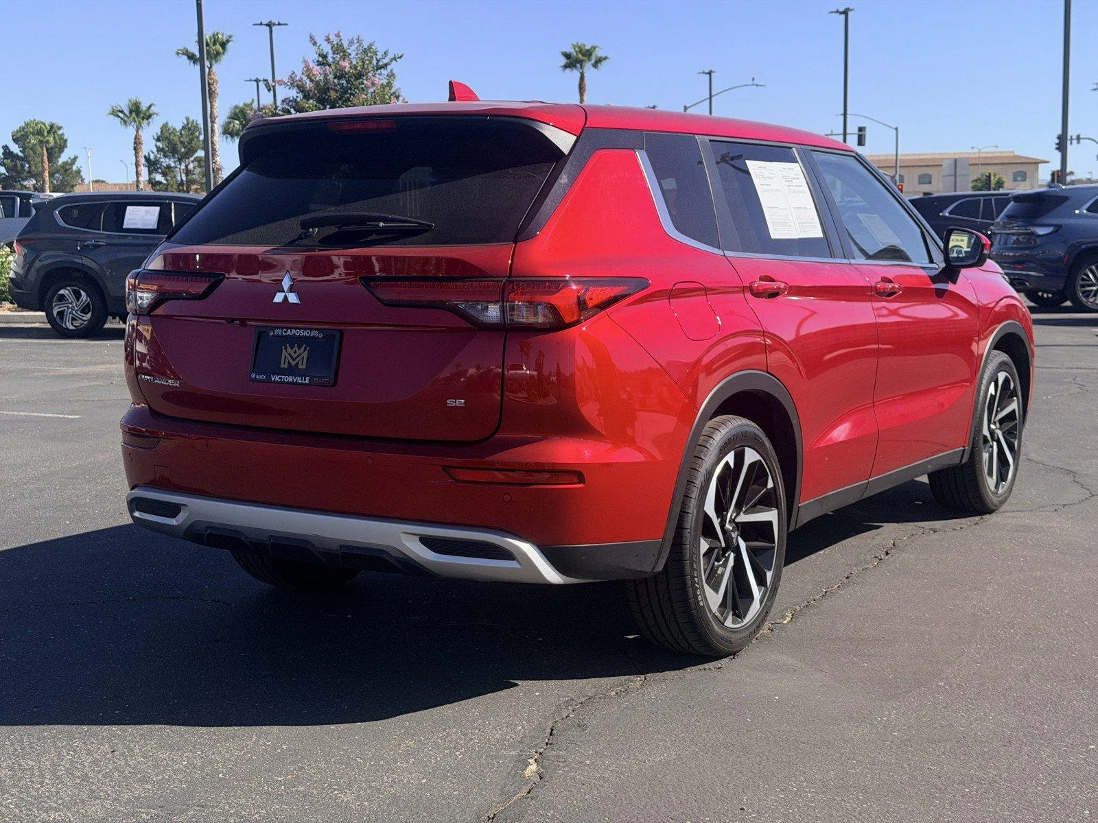 Used 2024  Mitsubishi SE image 6