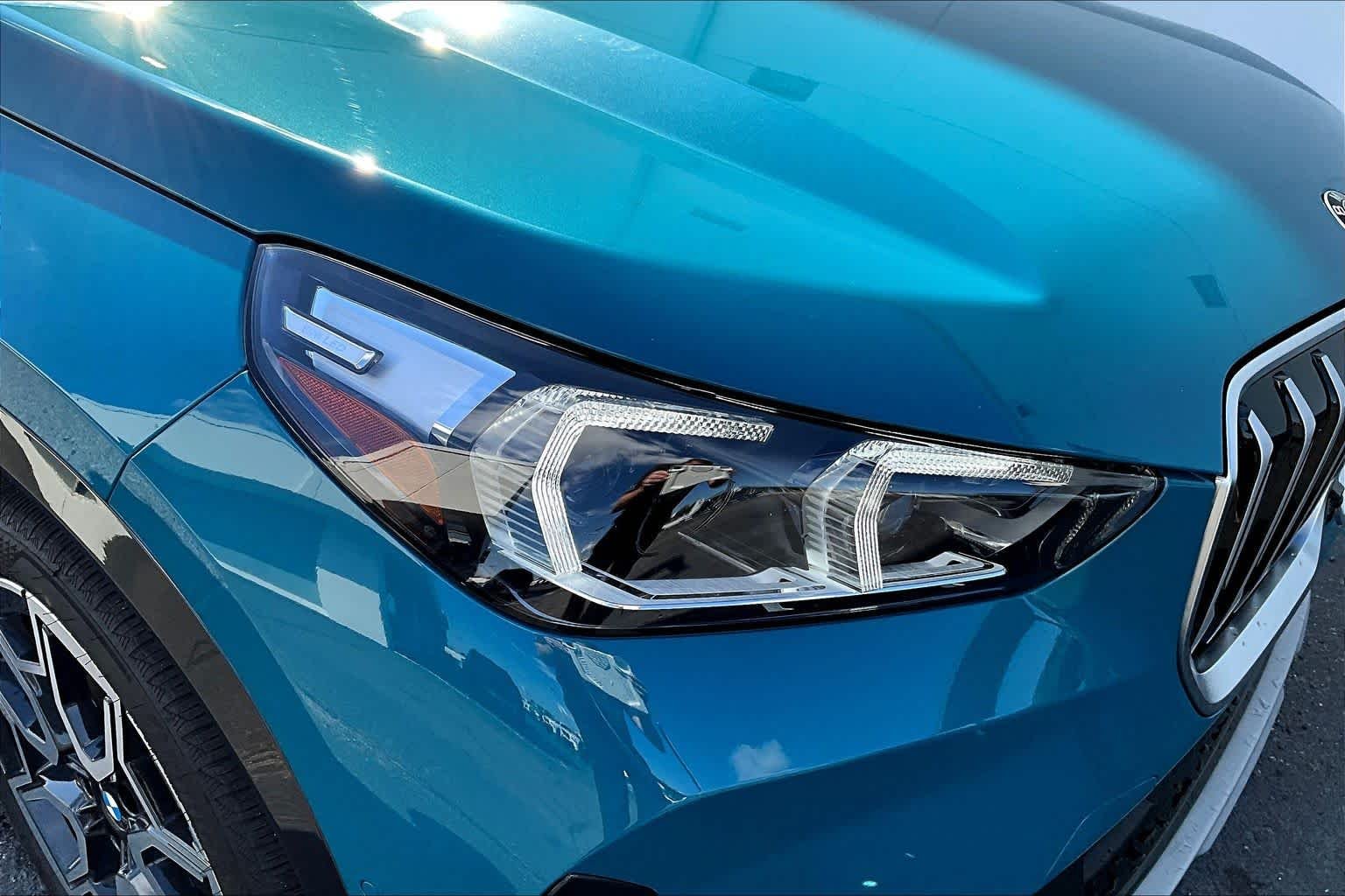 Certified Used 2025 Blue Bay Lagoon Metallic BMW xDrive28i image 26