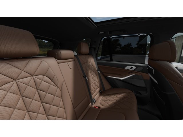 2026 BMW X5 M60i - Photo 12