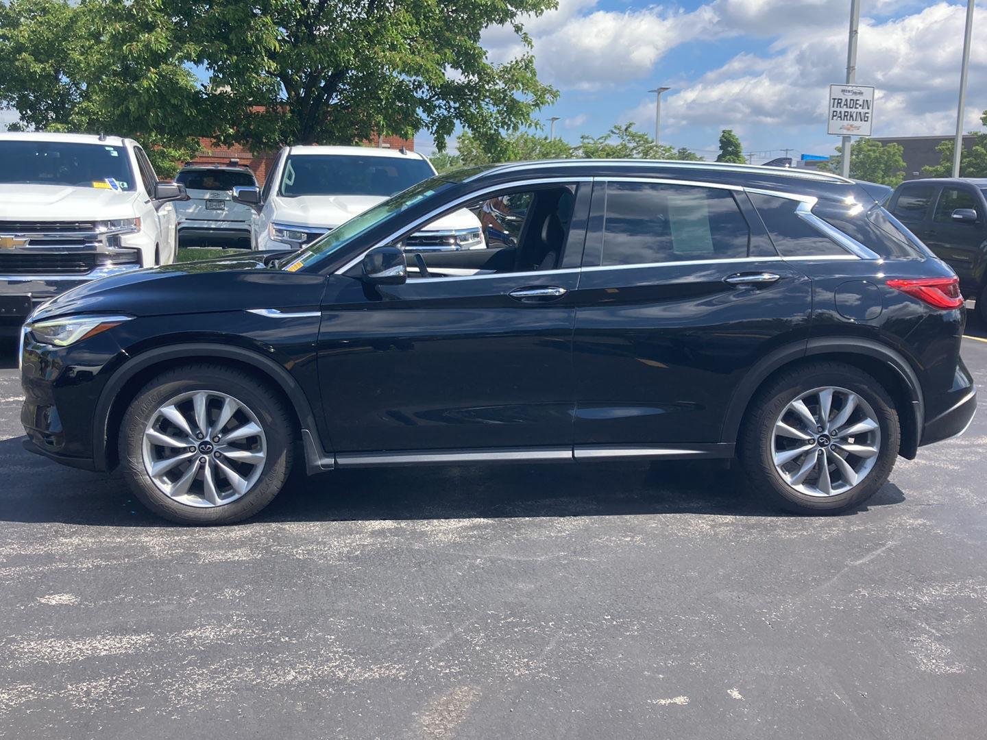 Used 2020 Bk INFINITI LUXE image 4