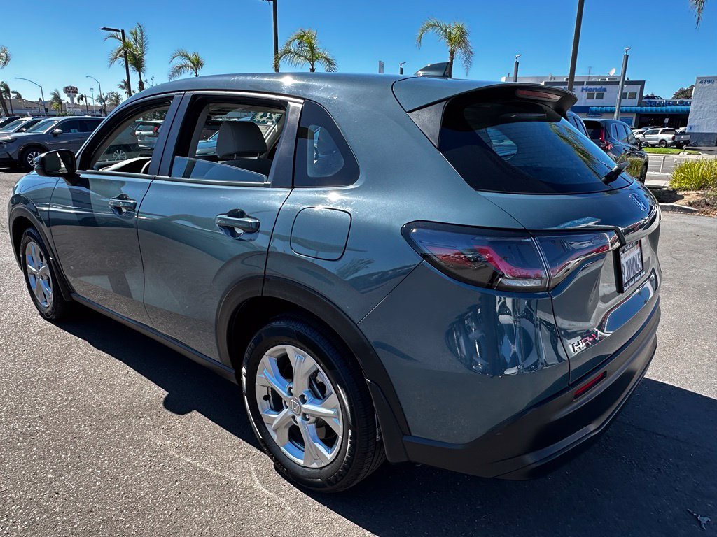 Used 2024  Honda LX image 5