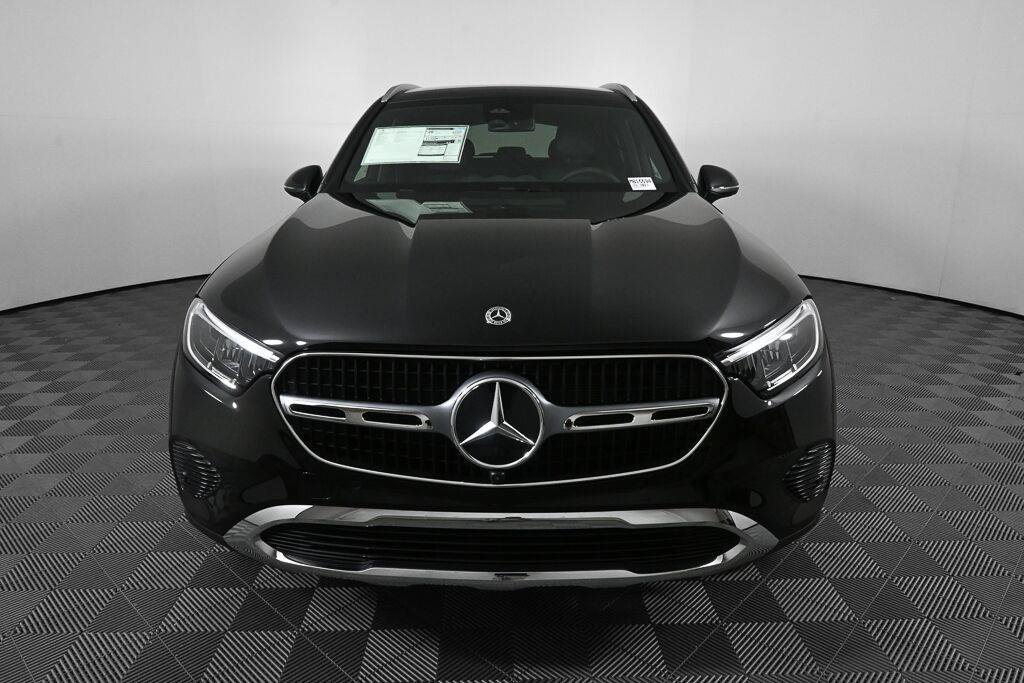 New 2027 Black Mercedes-Benz GLC 300 image 70