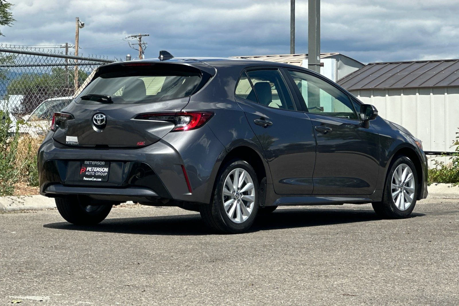 Used 2025 Gray Toyota SE image 4