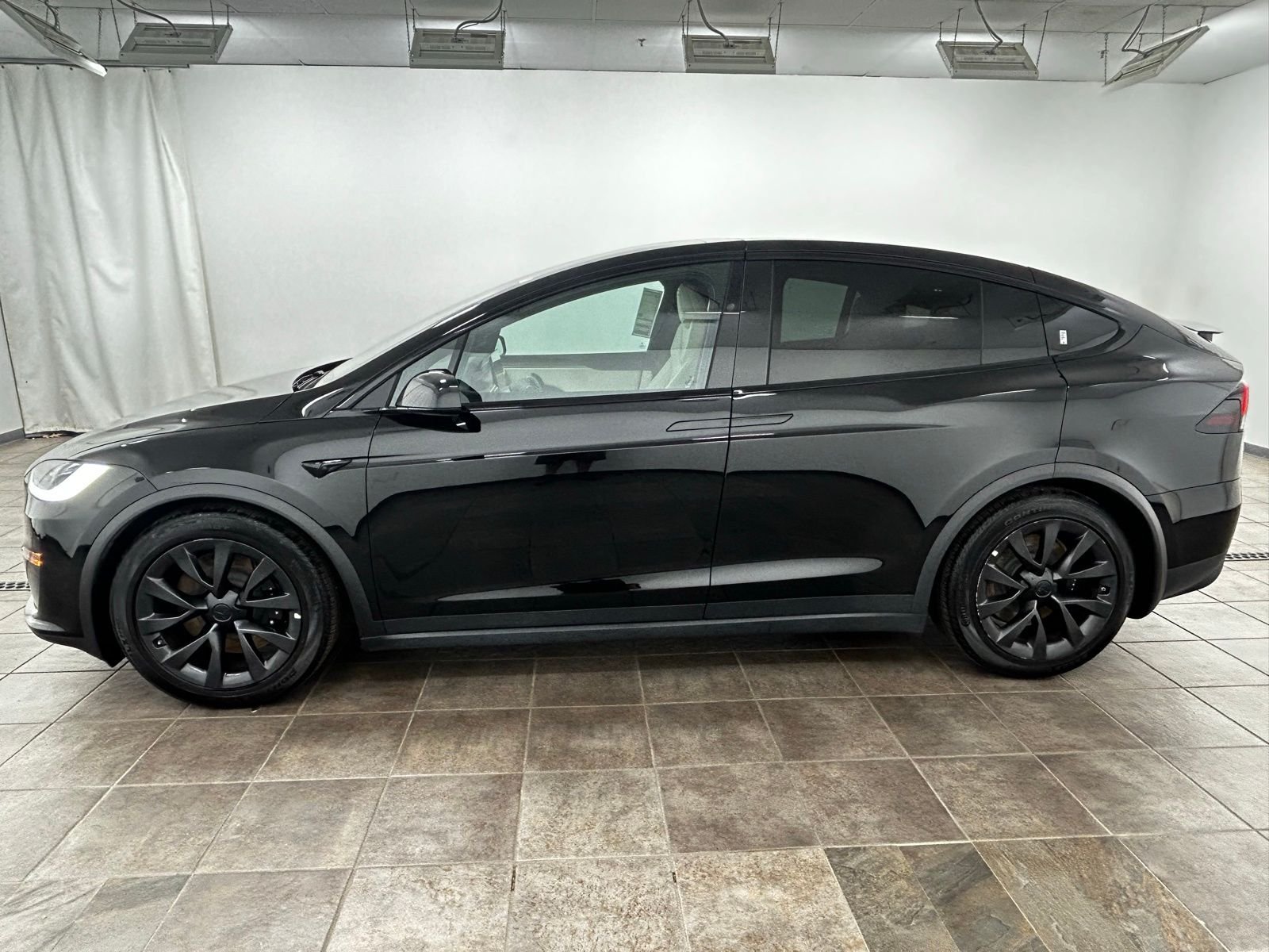 Used 2023 Tesla Model X Long Range with VIN 7SAXCBE57PF365344 for sale in Elmhurst, IL