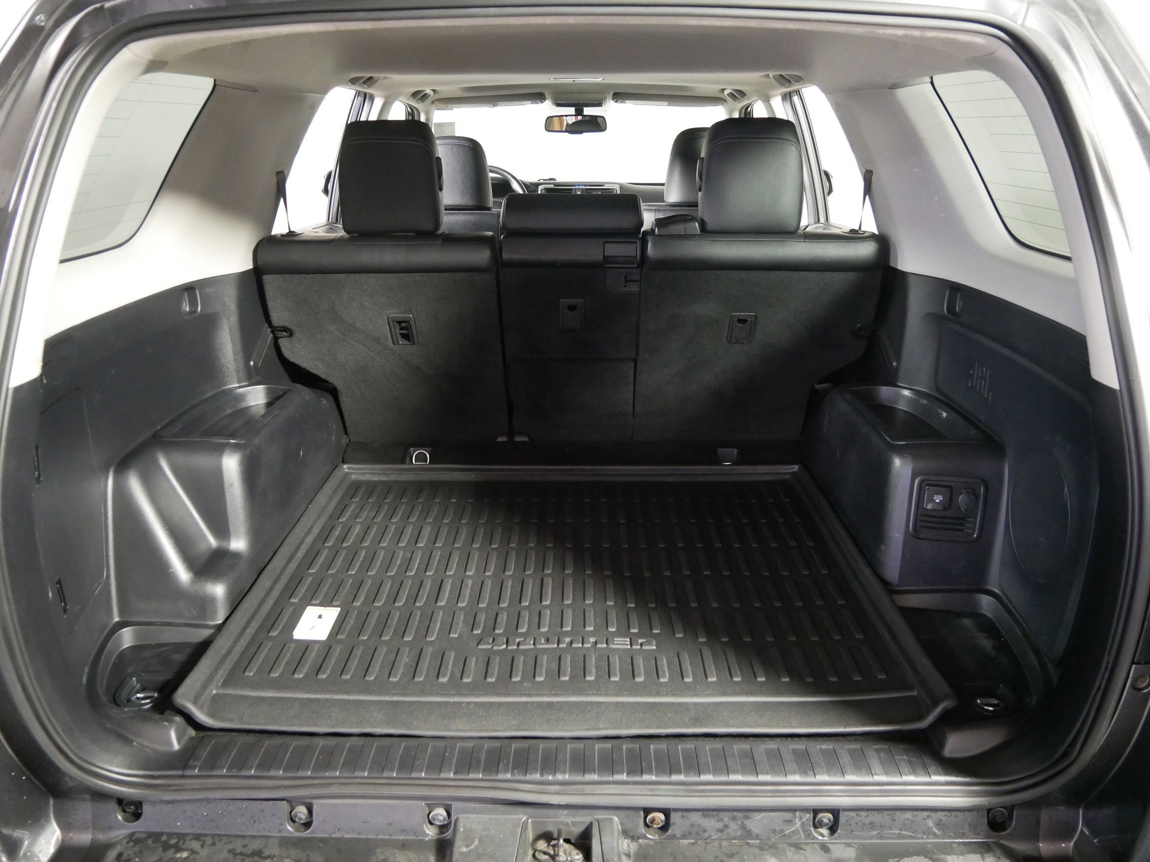 2019 Toyota 4Runner Limited - Photo 18