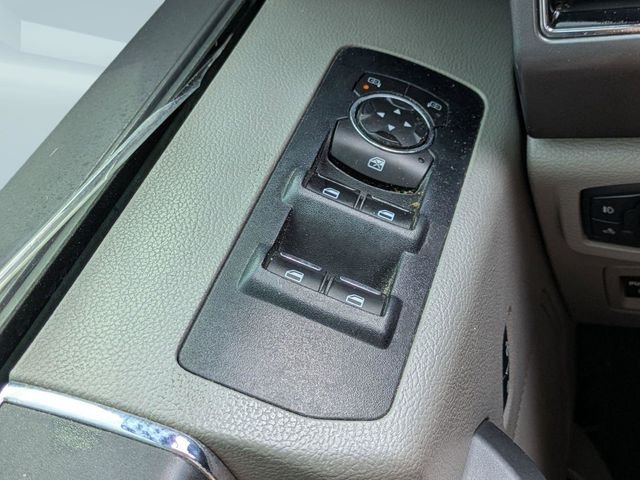 Used 2018 Black Ford XLT image 25