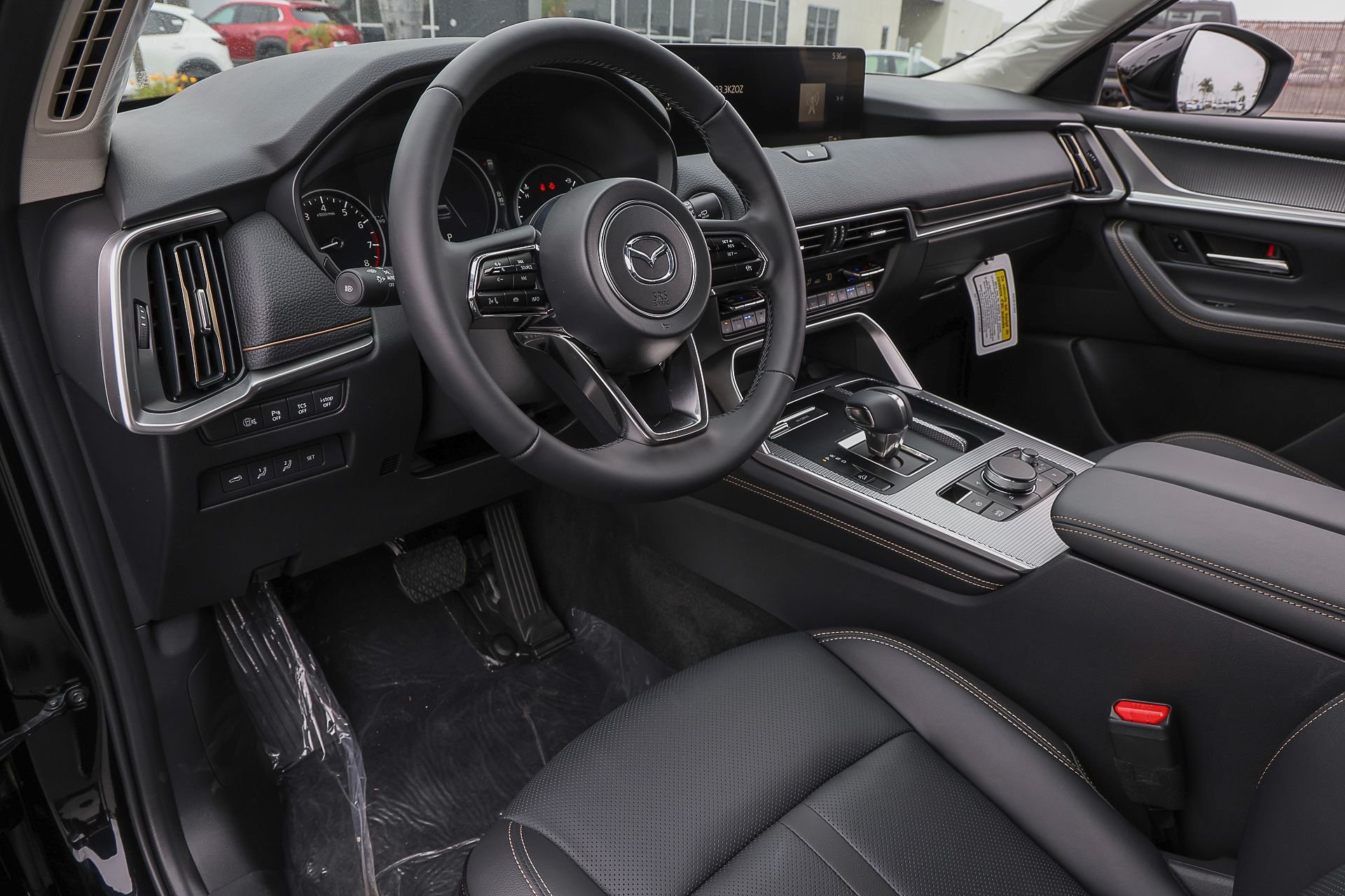 2026 Mazda CX-70 Preferred Package - Photo 11
