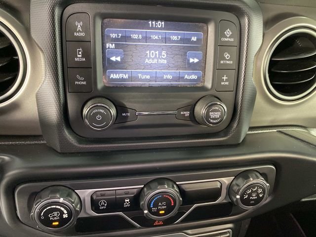 Used 2018 Gray Jeep Sport S image 22