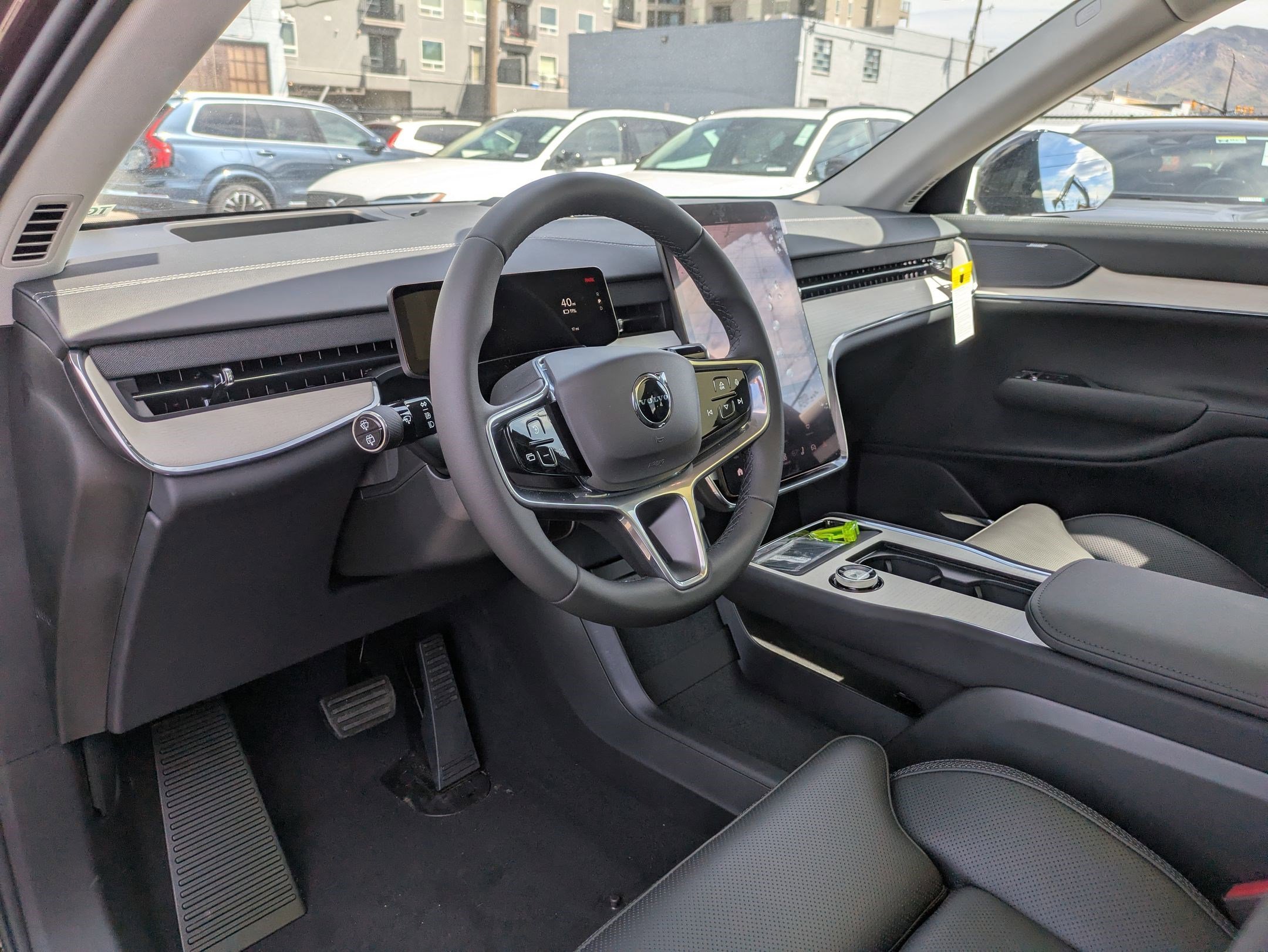 New 2026 Mulberry Red Volvo Ultra image 10