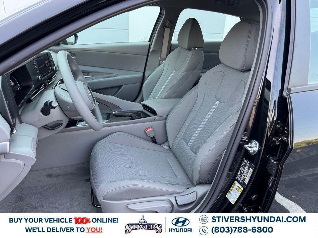 New 2026 Black Hyundai SE image 17
