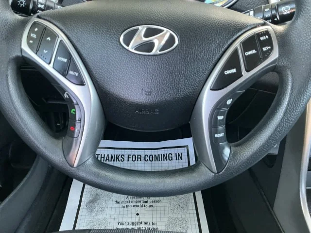 Used 2016 Black Hyundai Base image 13