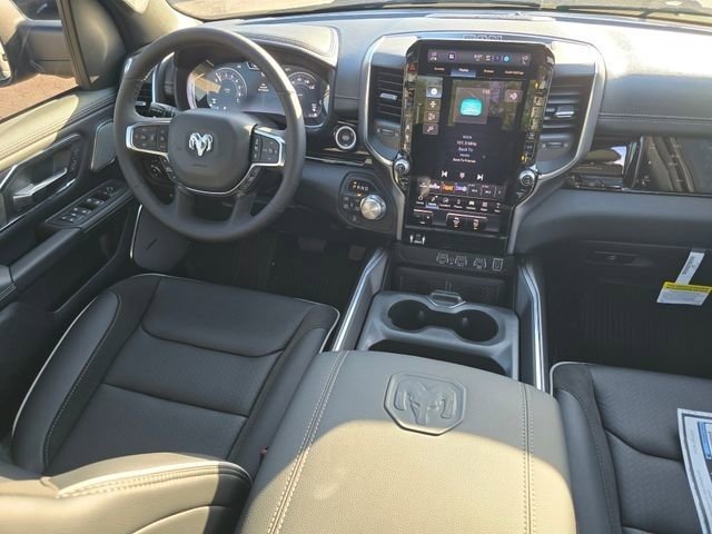 New 2026 Diamond Black Crystal Pearl-Coat Exterior Paint RAM Laramie image 48