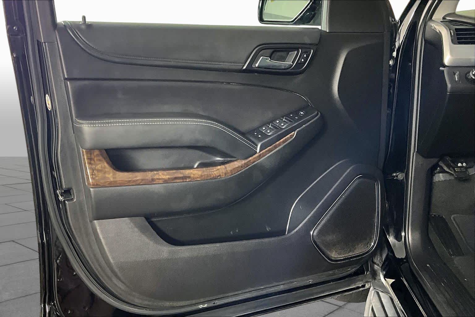 Used 2018 BLACK Chevrolet LS image 20