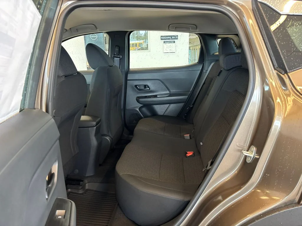 New 2026 Canyon Bronze Metallic Nissan S image 23