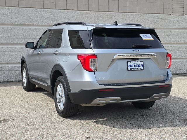 Used 2023 Silver Ford XLT image 11