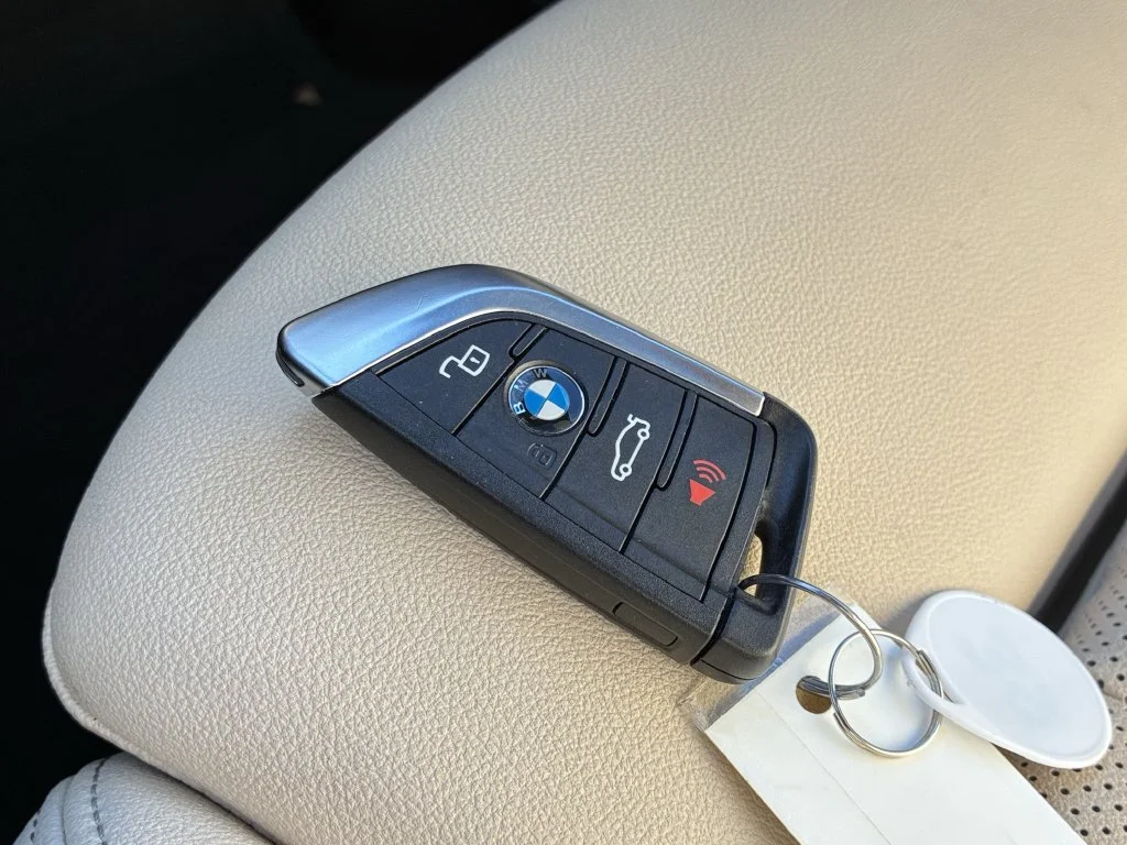 Used 2024 Black BMW xDrive30i image 36
